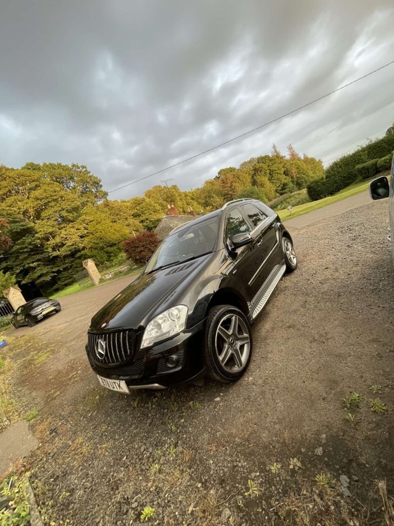 Mercedes ML350 AMG line 