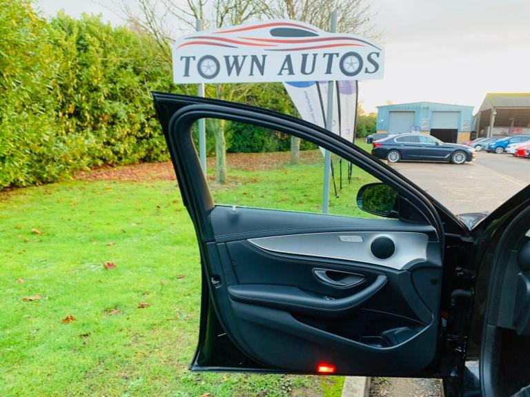 2017 Mercedes-Benz E Class E220d AMG Line 5dr 9G-Tronic ESTATE DIESEL Automatic