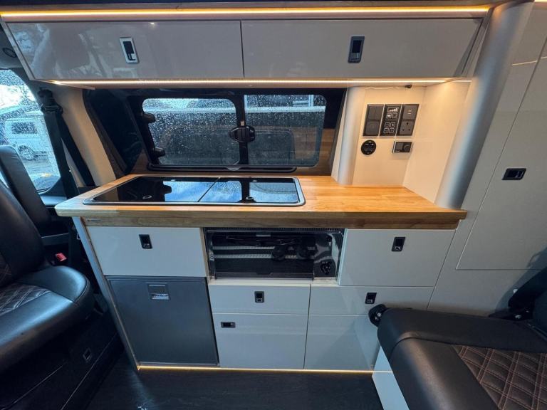 Landseer Leisure Ford Custom  Super High Spec - Automatic - Great Value