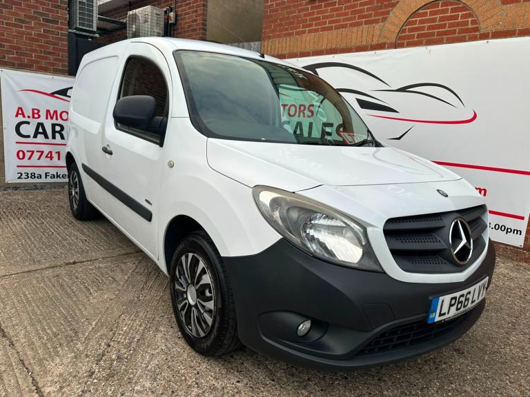 2016 Mercedes-Benz Citan 109CDI BlueEFFICIENCY Van PANEL VAN Diesel Manual