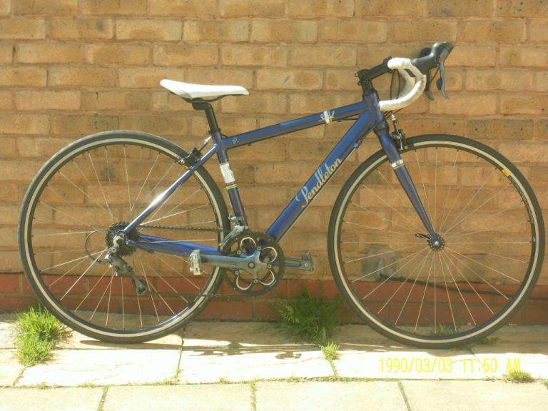 Pendleton 'INITIAL' CLARIS Groupset (44 cm / SMALL)