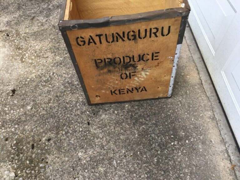 image for VINTAGE TEA CHEST 2’ x 20” x18”