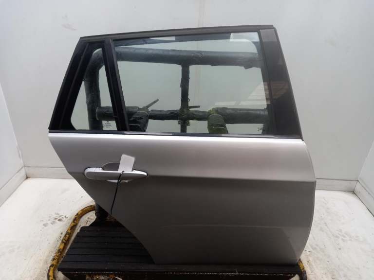 Bmw 3 Series Right Rear Door O/S 2005-2013 Titansilber Metallic (354) 5 Door