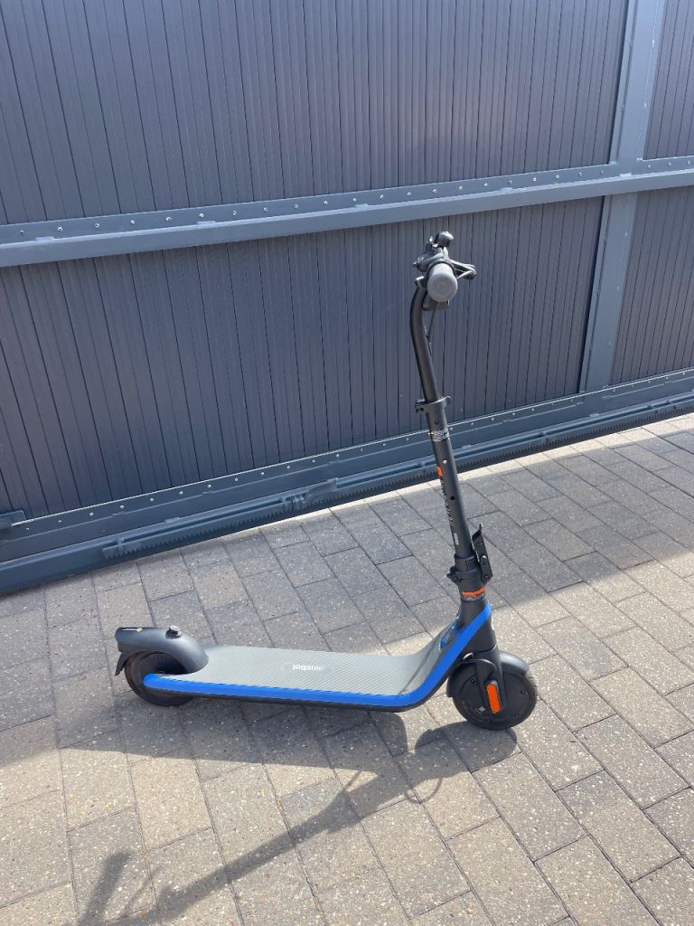 Segway Ninebot Electric Scooter – Grey with Blue Trim, Good Condition