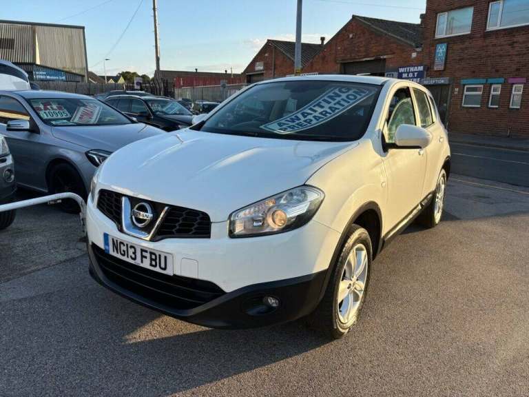 2013 Nissan Qashqai 1.5 dCi Acenta SUV 5dr Diesel Manual 2WD Euro 5 (110 ps) HATCHBACK Diesel Manual