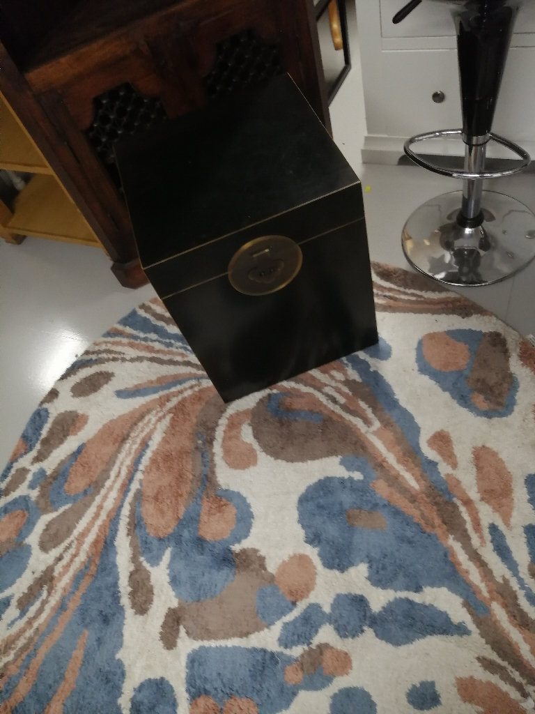 Chinese storage box