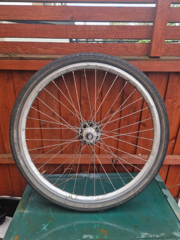 26 x 1.75 bicycle rear wheel