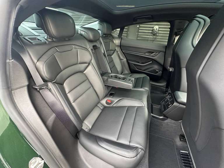 2025 Porsche Taycan 440kW 105kWh 4S Black Edition 4dr Auto Saloon Electric Automatic