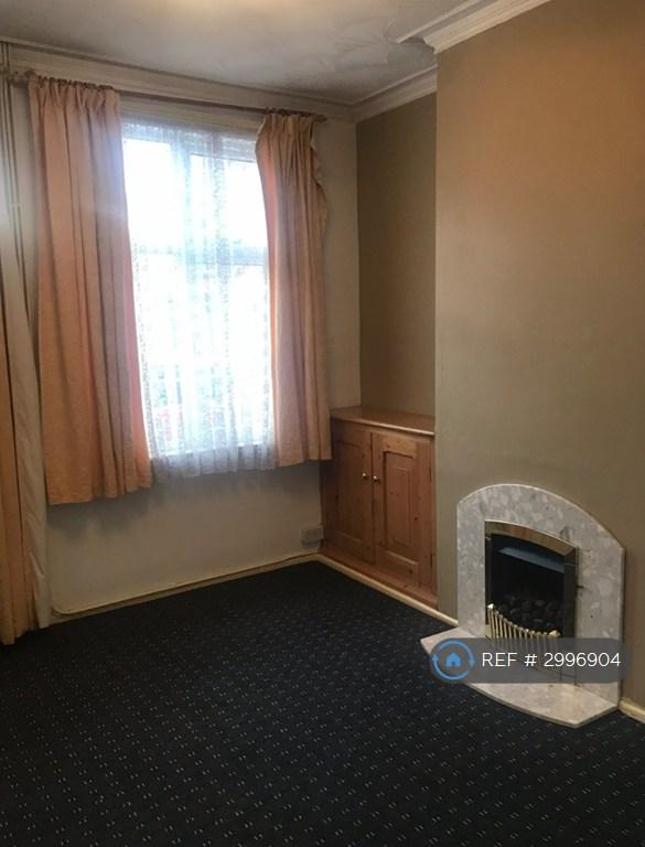 2 bedroom house in Harold Street, Leicester, LE2 (2 bed) (#2996904)