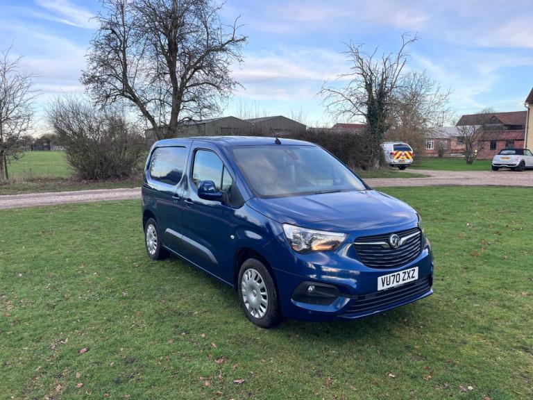 VAUXHALL COMBO CARGO AUTO SPORTIVE VAN - ONE OWNER - FSH - IN VGC - NO VAT 