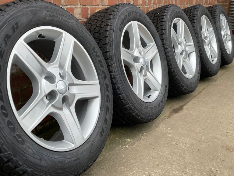 5 x Genuine Land Rover Defender 20” Silver Alloy Wheels L663 All Terrain Tyres