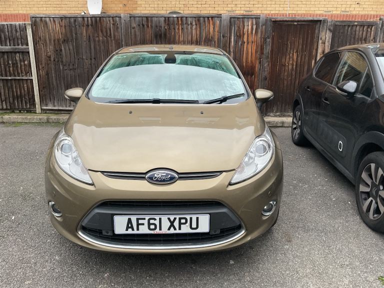 Ford, FIESTA, Hatchback, 2011, Manual, 1560 (cc), 5 doors