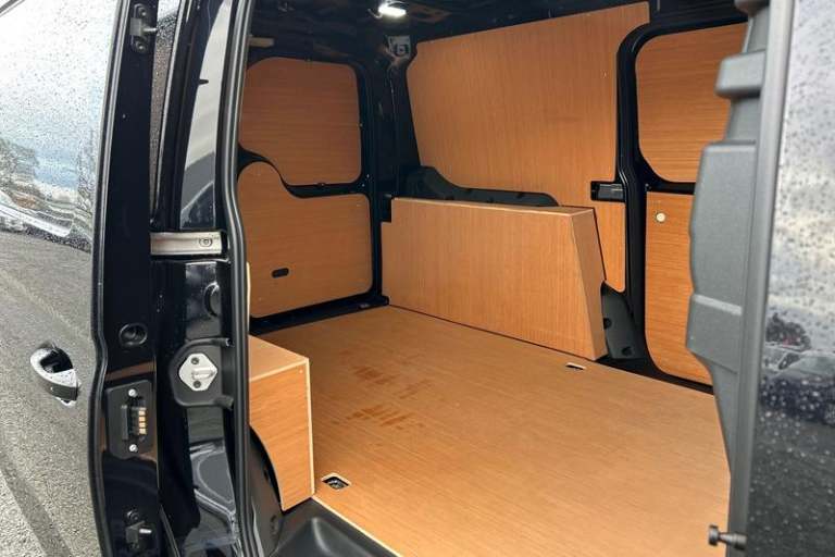 2025 Ford Transit Connect 250 Limited AUTO L2 LWB 1.5 EcoBoost PHEV 150ps, AIR CON, REAR PARKING ...