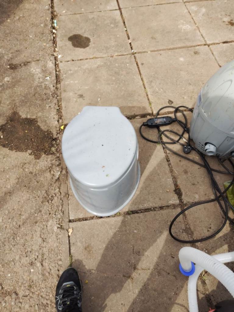 Camping /fishing toilet 