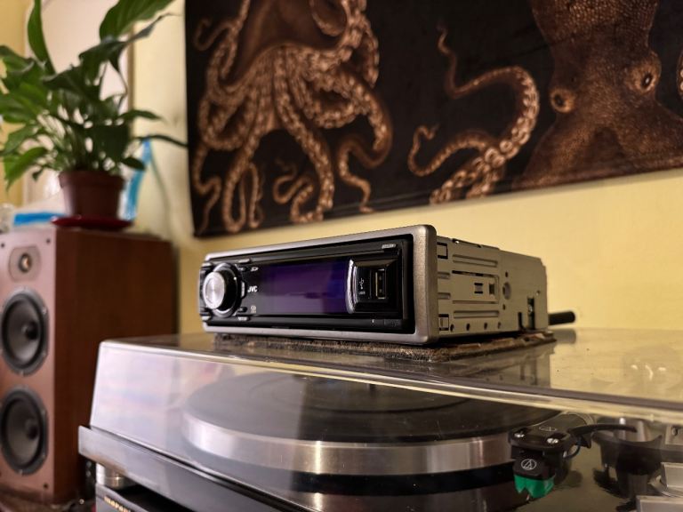 Rare JVC KD SH1000 Flagship Head Unit Car Stereo CD Player Burr Brown DAC Read