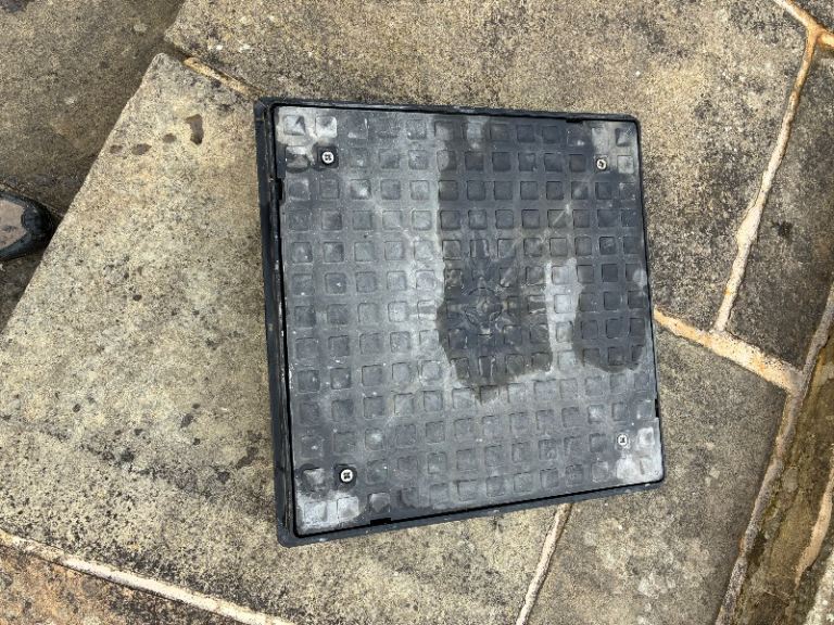 Used Plastic Manhole Cover and Chamber