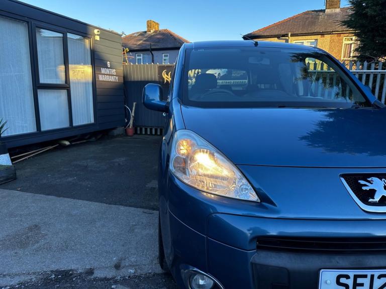  Peugeot Partner Tepee 1.6 HDi Tepee S EGC (s/s) 5dr Diesel Automatic