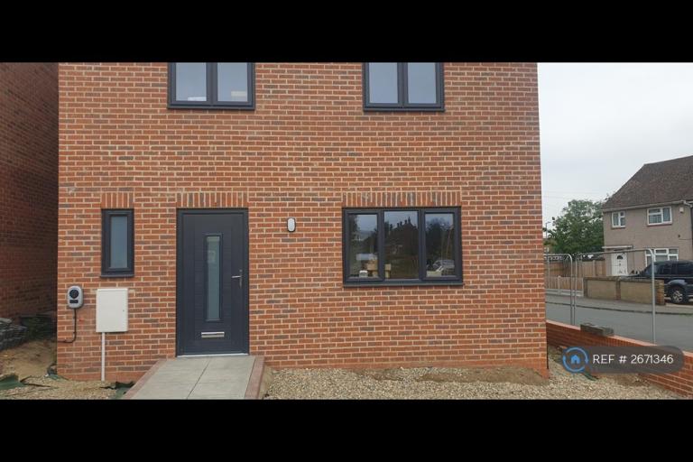 1 bedroom in Humber Avenue, South Ockendon, RM15 (#2671346)