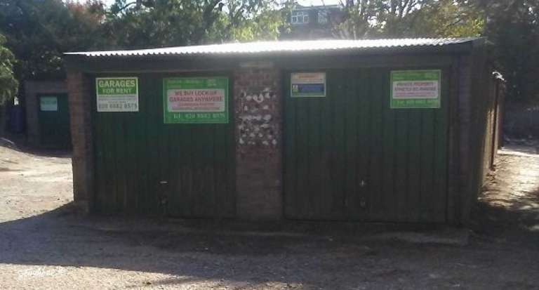 Garage to rent in Potters Bar (EN6) | Stashbee