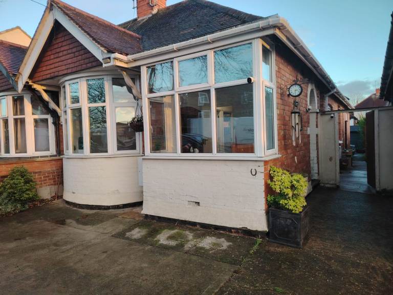3 Bed Furnished Bungalow, Boughton Green Road, NN2