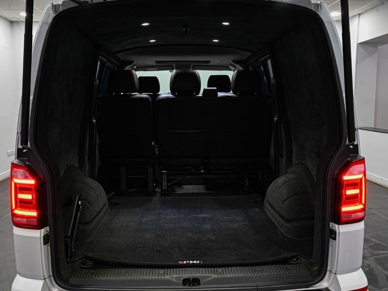 2018 Volkswagen Transporter 2.0 BiTDI BMT 204 Highline Kombi Van 4MOTION DSG WINDOW VAN DIESEL Au...