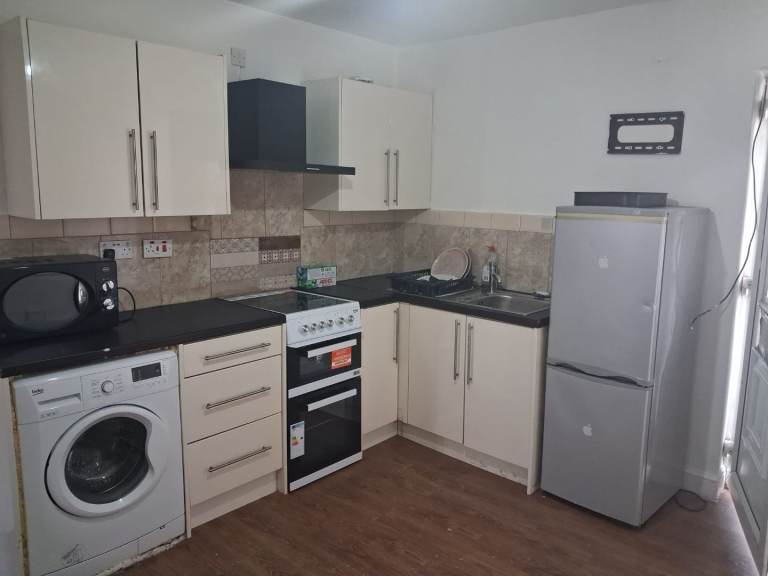 One bedroom flat to rent Rushholme 