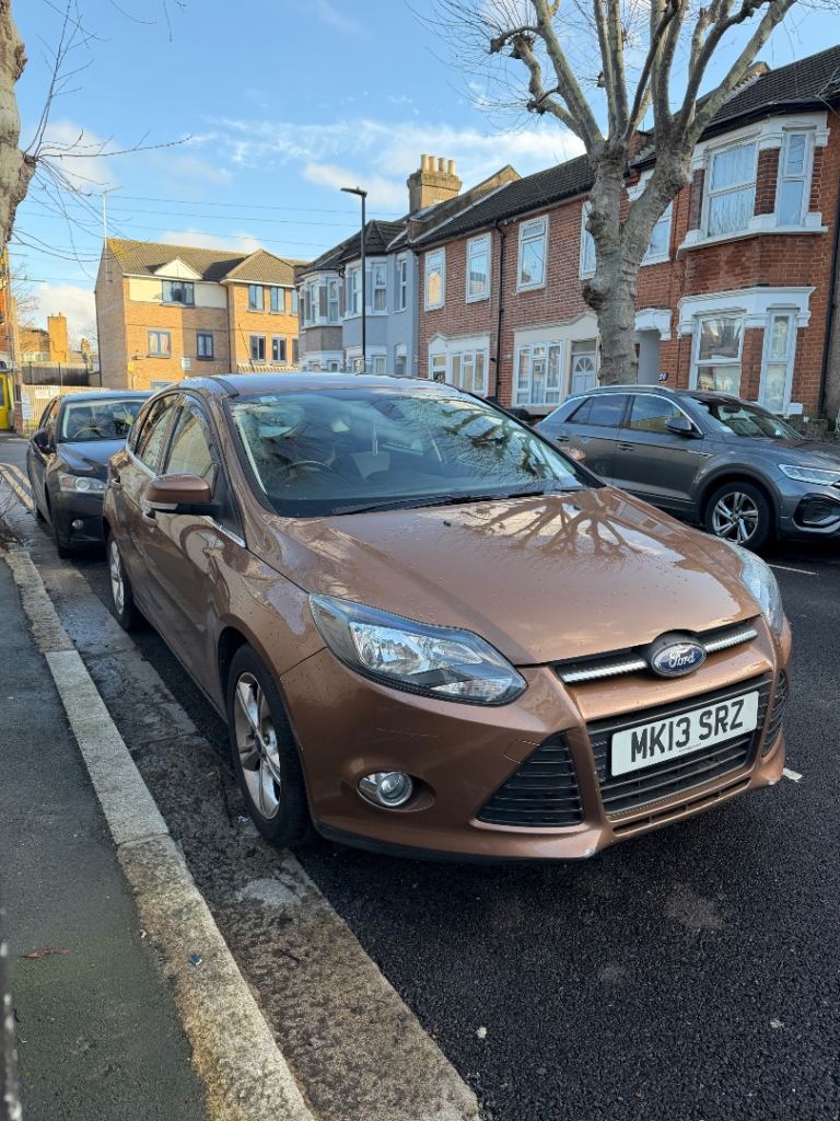 Ford, Focus, automatic, 1.6L, 2013