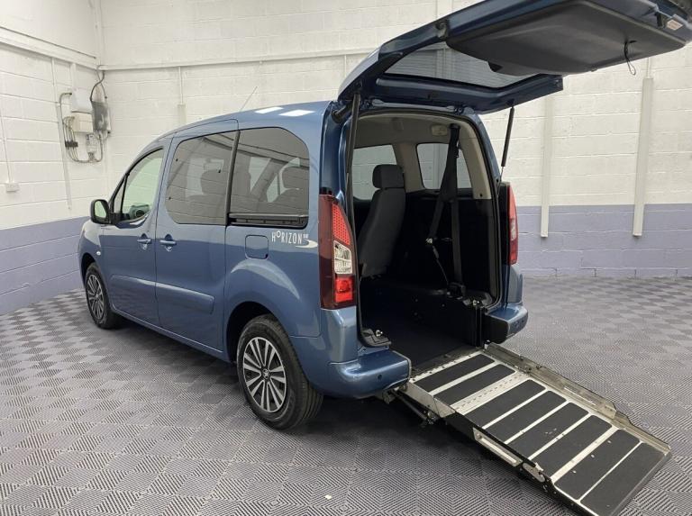 2014 64 Peugeot Partner 1.6 HDi 3 SEAT Wheelchair Accessible Vehicle WAV