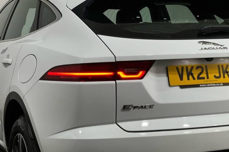 2021 21 JAGUAR E-PACE 1.5 P300E 12.17KWH R-DYNAMIC S SUV 5DR PETROL PLUG-IN HYBR