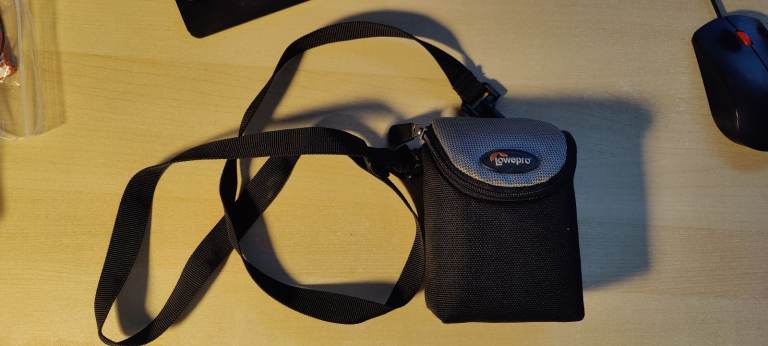 Lowepro D-RES 8 S Compact Camera Bag. All Weather Water Resistant Material