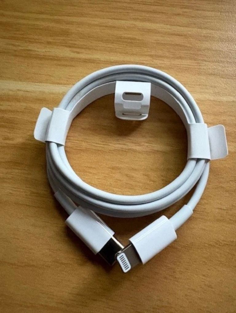 Apple AirPods Pro (2nd Gen) with USB-C – Wireless Noise Cancelling Earbuds W/Apple Warranty