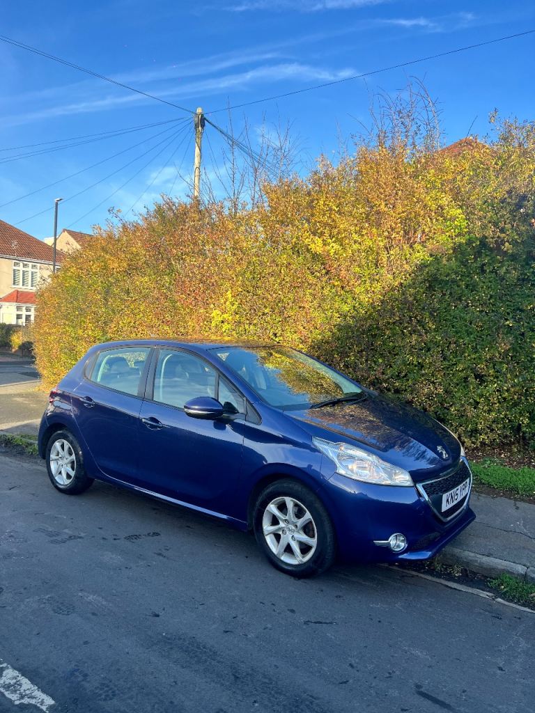 Peugeot, 208, Hatchback, 2015, Manual, 1199 (cc), 5 doors