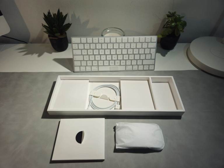 Apple Keyboard and Mouse set Brand new