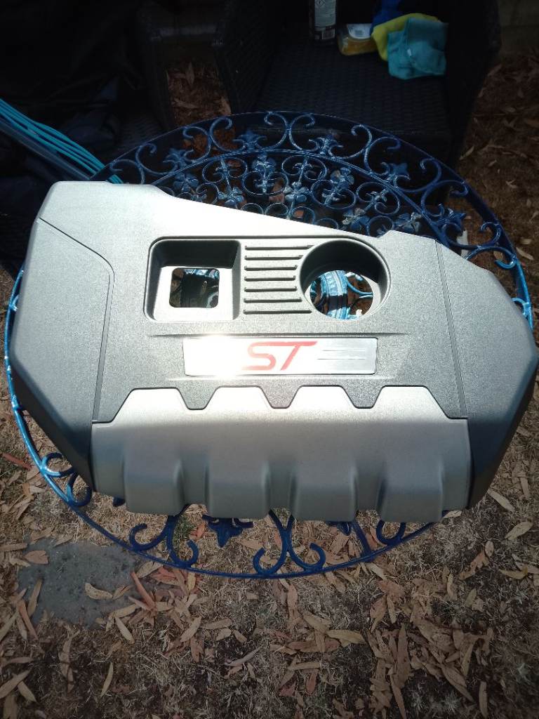 Ford Focus ST MK3 Engine Cover