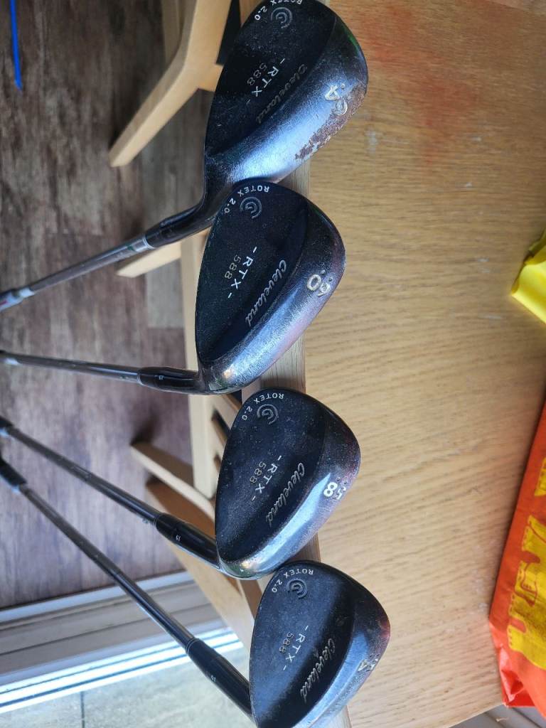 Cleveland wedge set 64,60,58,54