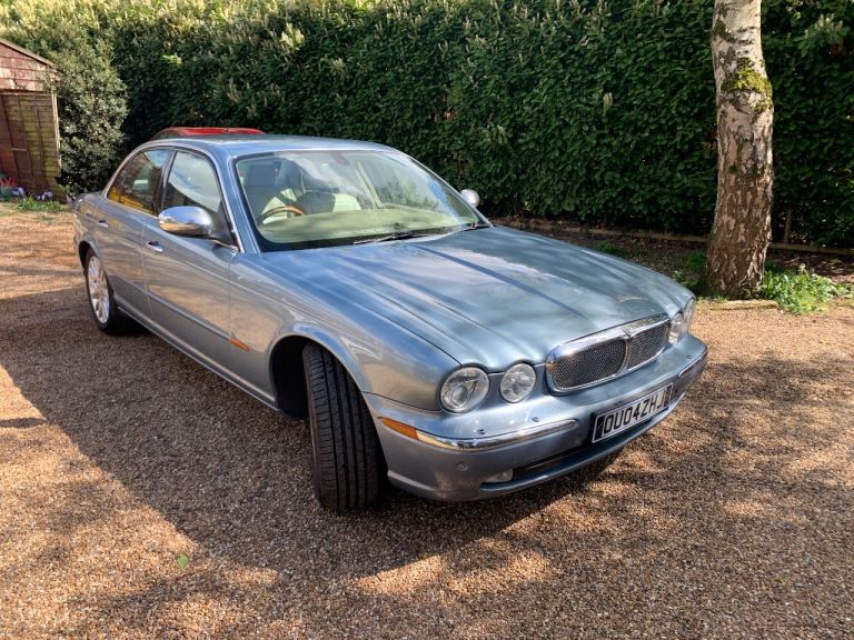 Jaguar xj8