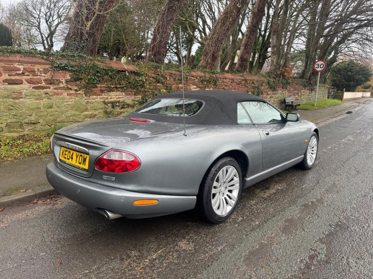 2004 Jaguar XK8 4.2 2dr Auto CONVERTIBLE Petrol Automatic