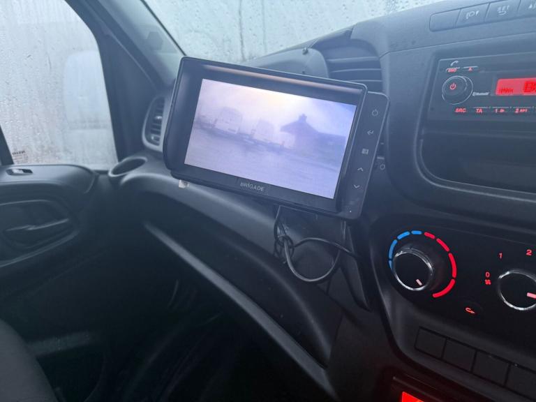 2014 Iveco Daily 5.5 Tonne Tipper - Reverse Camera - Brand New Back  NA Diesel Manual