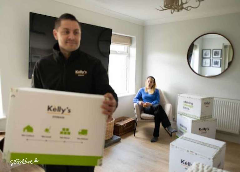 Self Storage Facility to rent in St Albans (AL2) | Stashbee