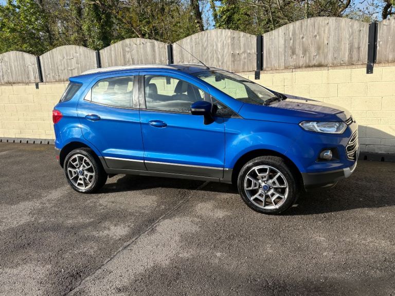 Ford ecosport titanium 