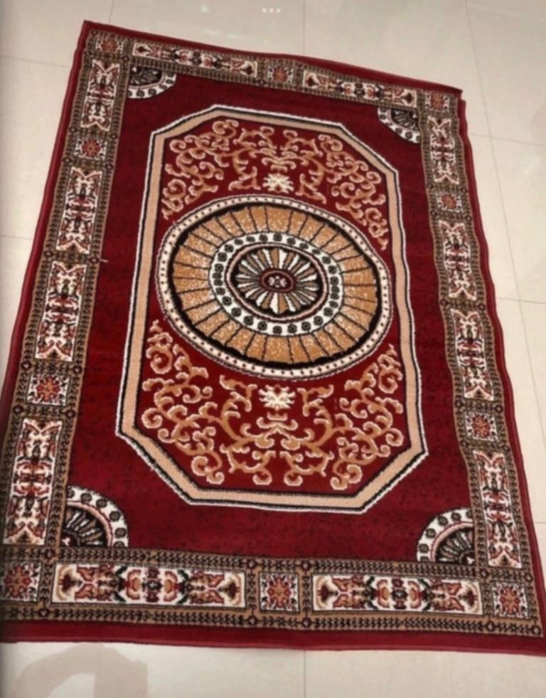 Brand New magic area carpet rugs size 170×120 cm burgundy/red £30
