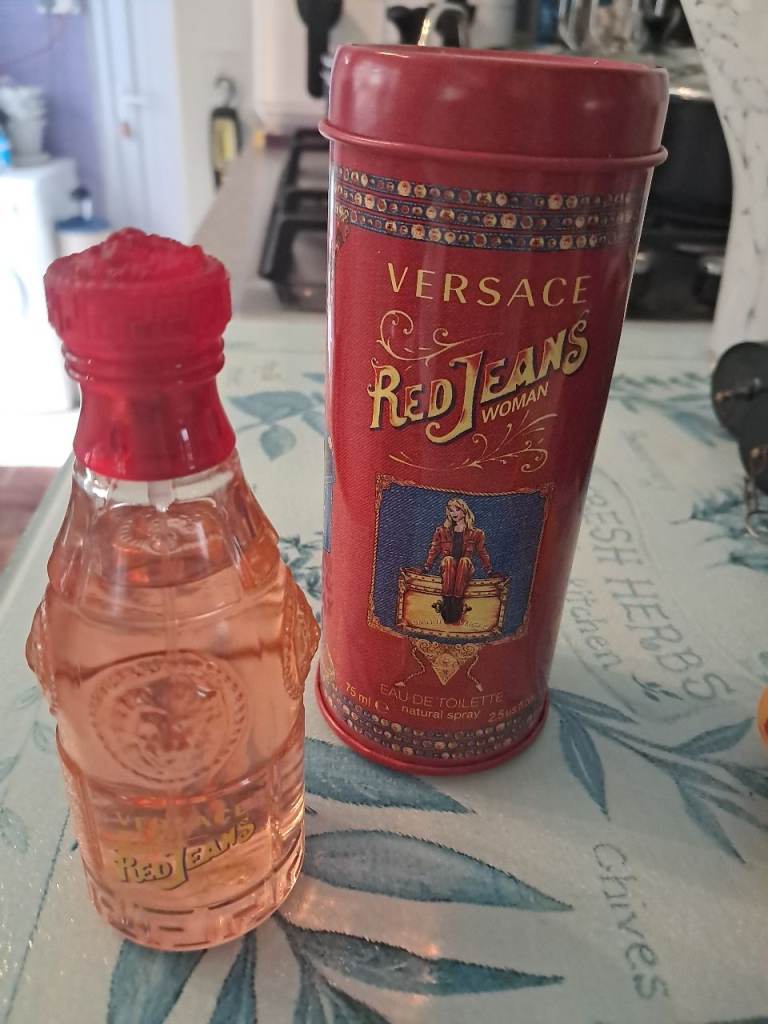 Versace Red Jeans Woman Eau de Toilette 75ml – Good Condition