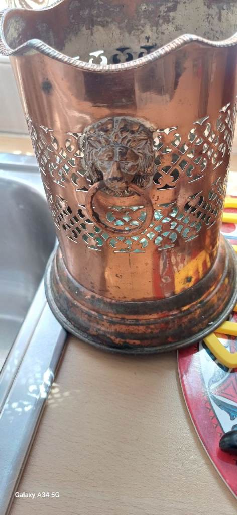 Vintage copper vase copper picture  wot you see