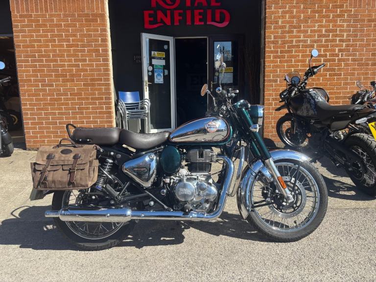 2025 ROYAL ENFIELD CLASSIC 350CC E5 EMERALD GREEN