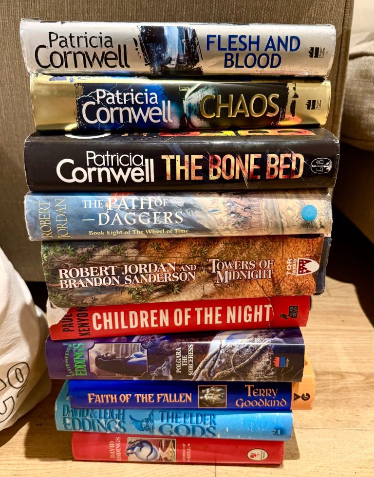 Books (incl Patricia Cornwell & Robert Jordan)