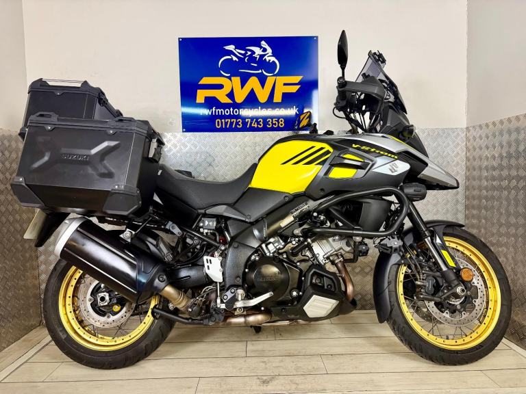 SUZUKI DL 1000 V STROM, 2018, PRIVATE PLATE, VGC, ONLY 5,160 MILES, EXTRAS