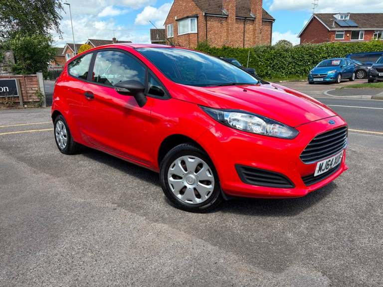 2014 Ford Fiesta 1.25 Studio Hatchback 3dr Petrol Manual Euro 5 (60 ps) Hatchback Petrol Manual