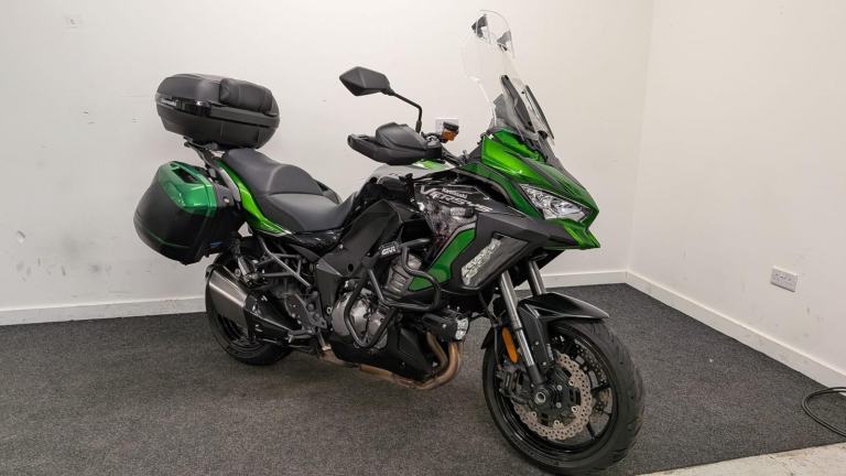 KAWASAKI VERSYS 1000 SE ** FULL LUGGAGE - 12 MONTH MOT - QUICKSHIFTER ** 
