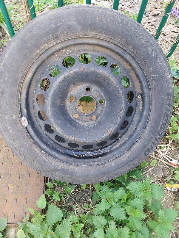 5 stud steel spare wheel 205/60r16