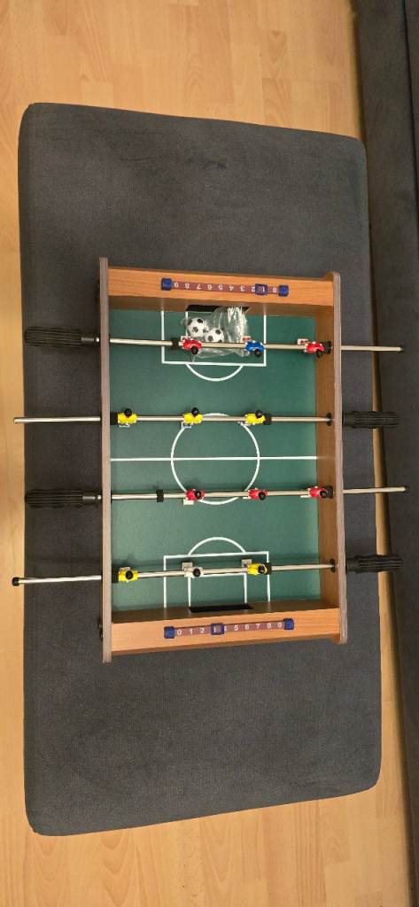 Mini fusball football table